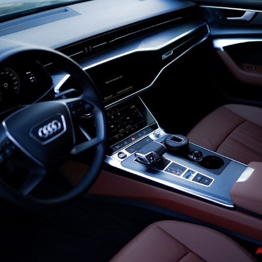 photo_5875253912624285682_y