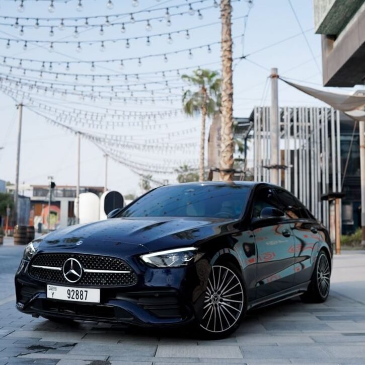 photo_5875253912624285690_y