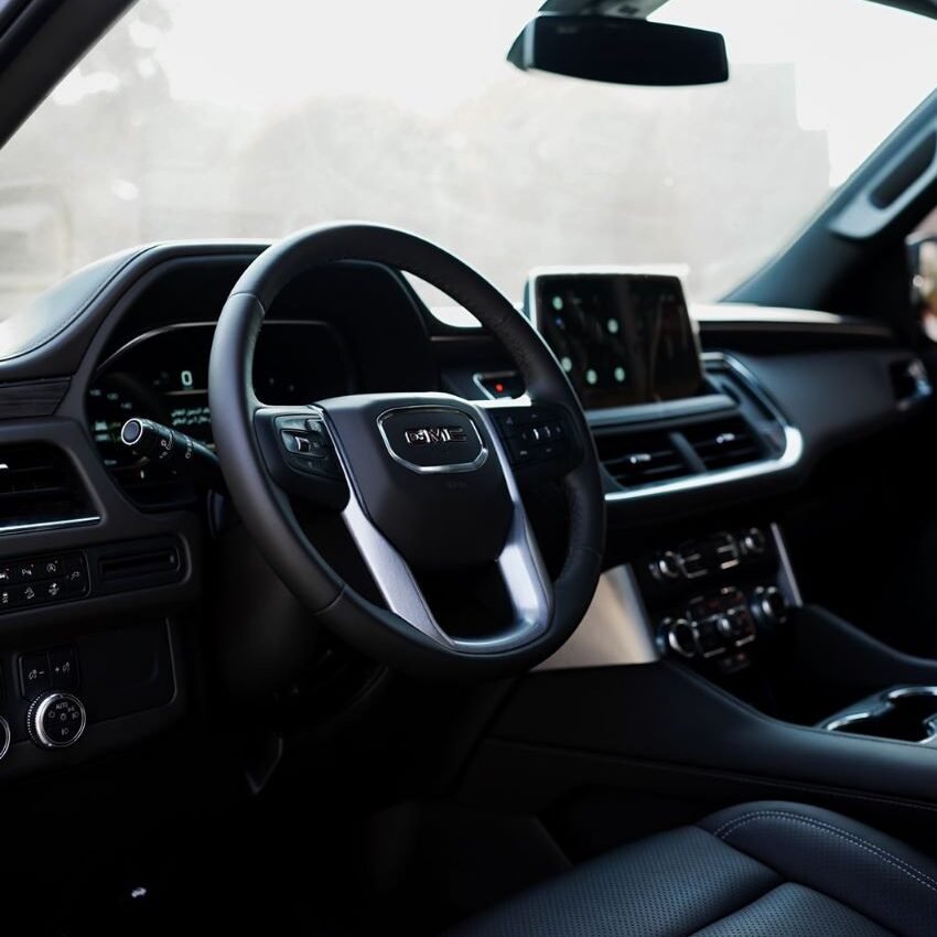 photo_5875253912624285788_y